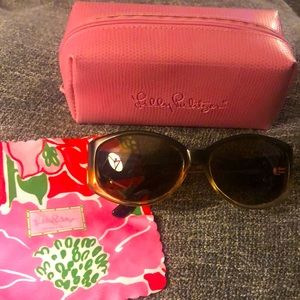 Lilly Pulitzer sunglass case💕